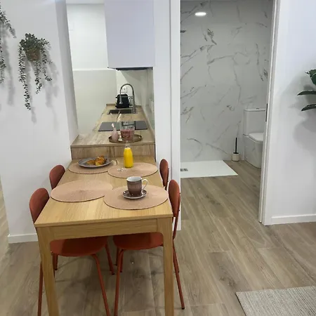 Lägenhet Bright & Modern - Rose Y Maya *